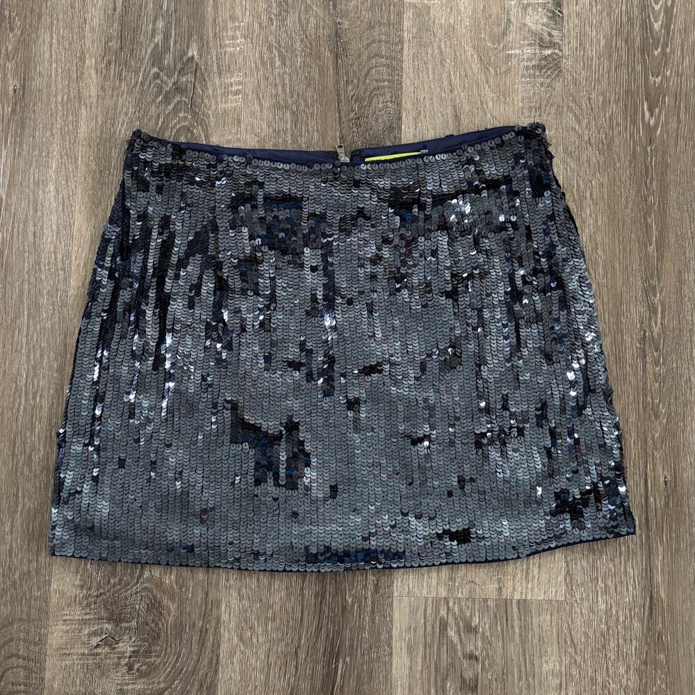 Alice + Olivia Sequin Mini Skirt Blue - Size: 4 - Picture 3 of 9